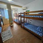 Auberge de jeunesse Traveler 2 *