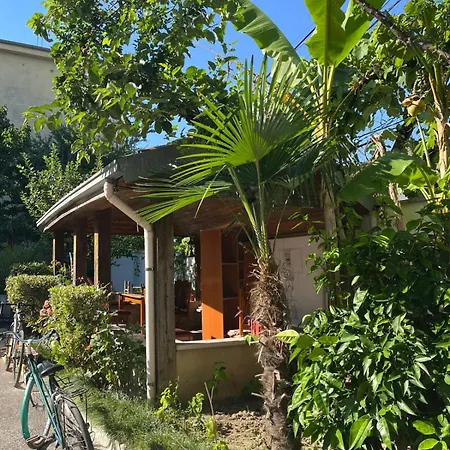 Auberge de jeunesse Traveler 2 *