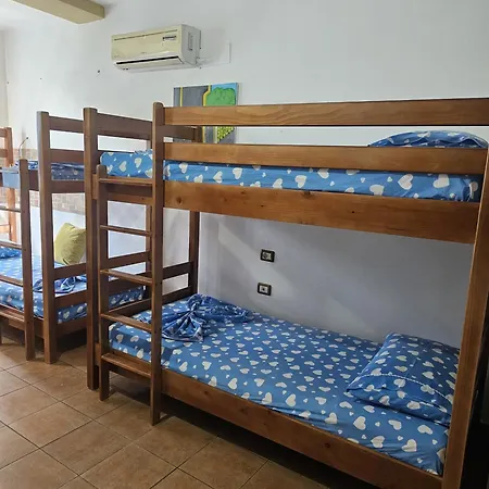 Traveler 2 Hostel Shkodra